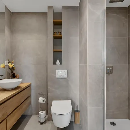 Luxury Sea View With Pool * 마카르스카