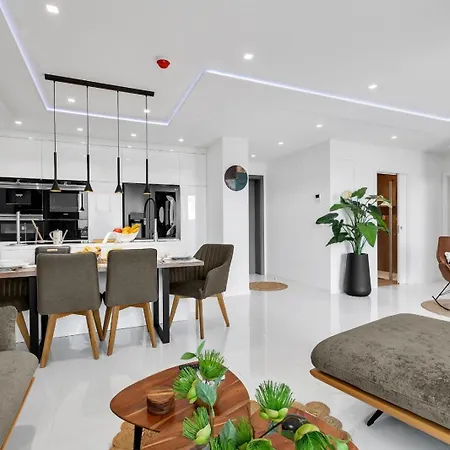 Luxury Sea View With Pool