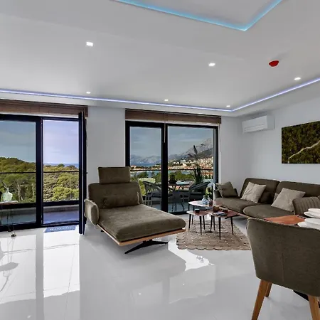 Luxury Sea View With Pool Апартаменты *